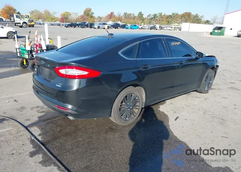 2014 Ford Fusion Se z USA, uszkodzony, nr VIN 1FA6P0HD0E5395360